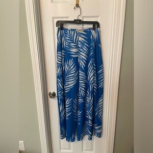 Flying Tomato Blue and White Leaf Print Palazzo Pants